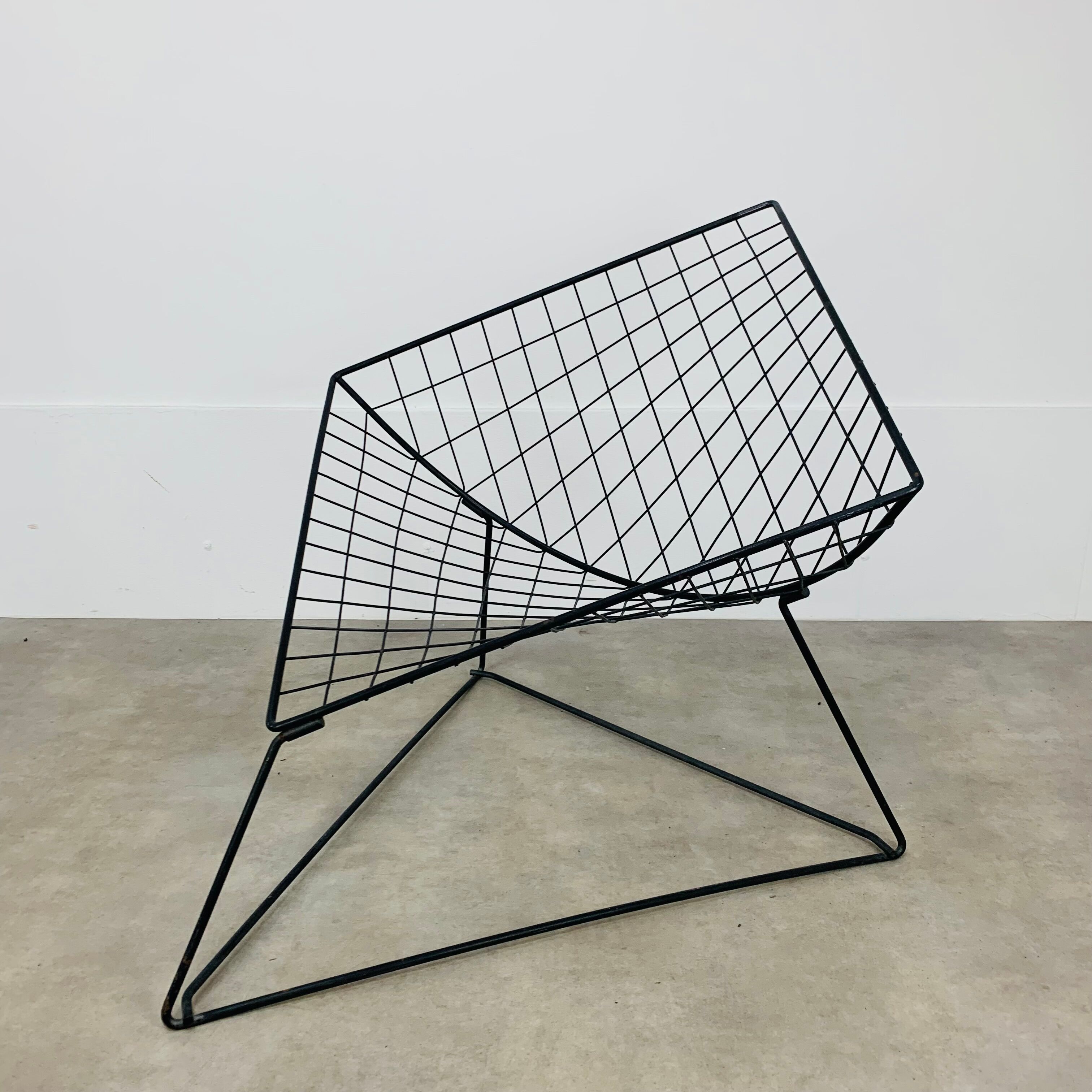 Fauteuil Niels Gammelgaard filaire modèle Oti