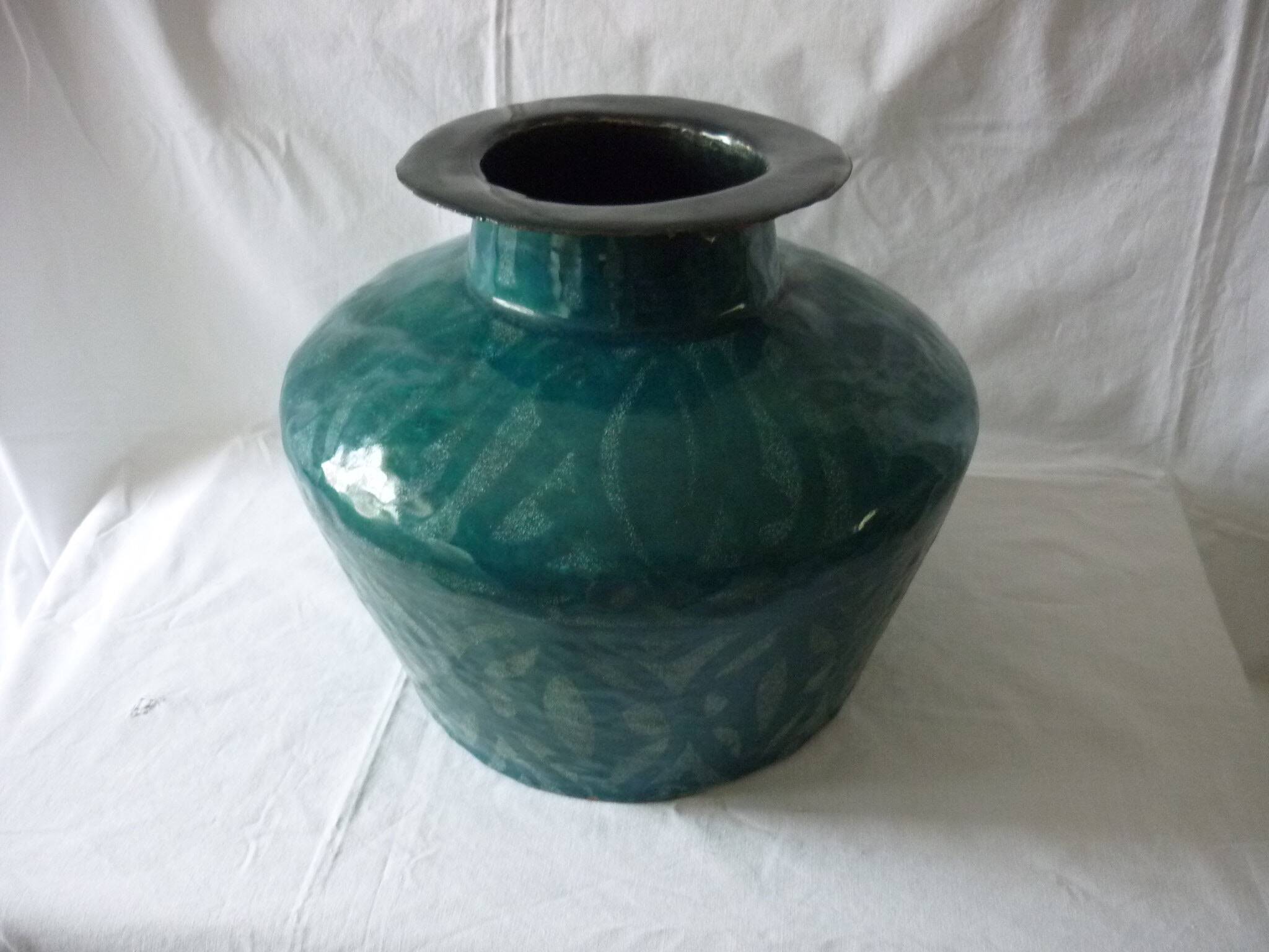 29 cm enamelled copper vase