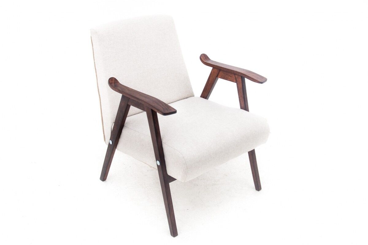 Beige Midcentury Armchair, Poland, 1960s