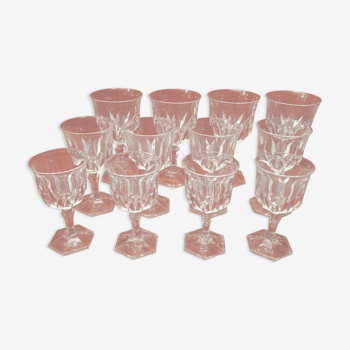 12 moulded crystal foot glasses