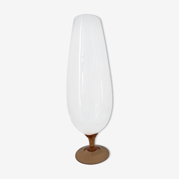 Glass-shaped vase