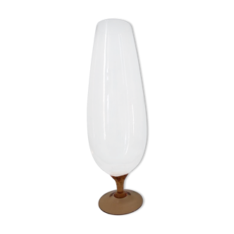 Glass-shaped vase