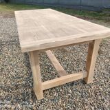 Farm table