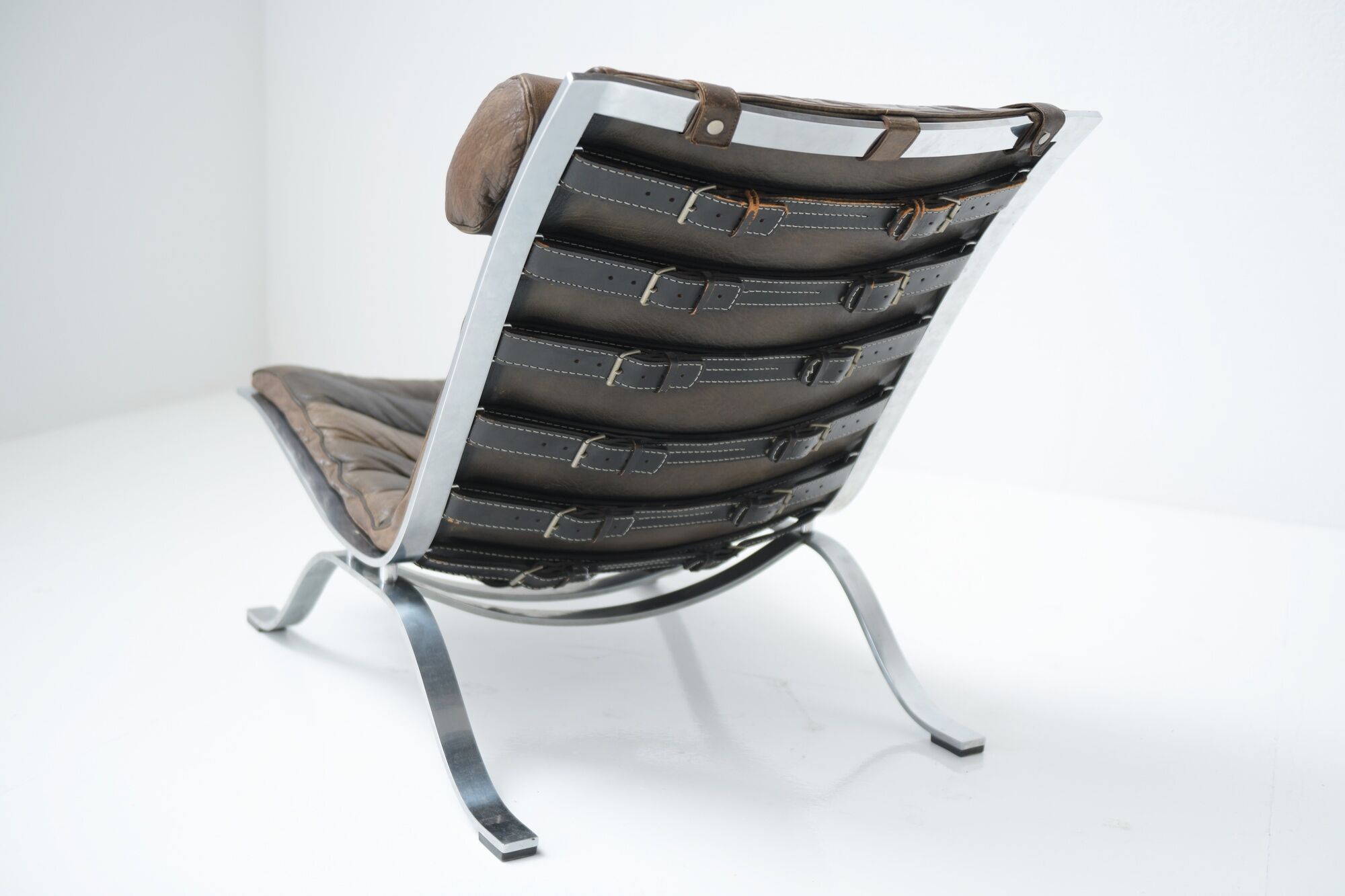 ARI Leather Lounge Chair, by Arne Norell for Möbel AB