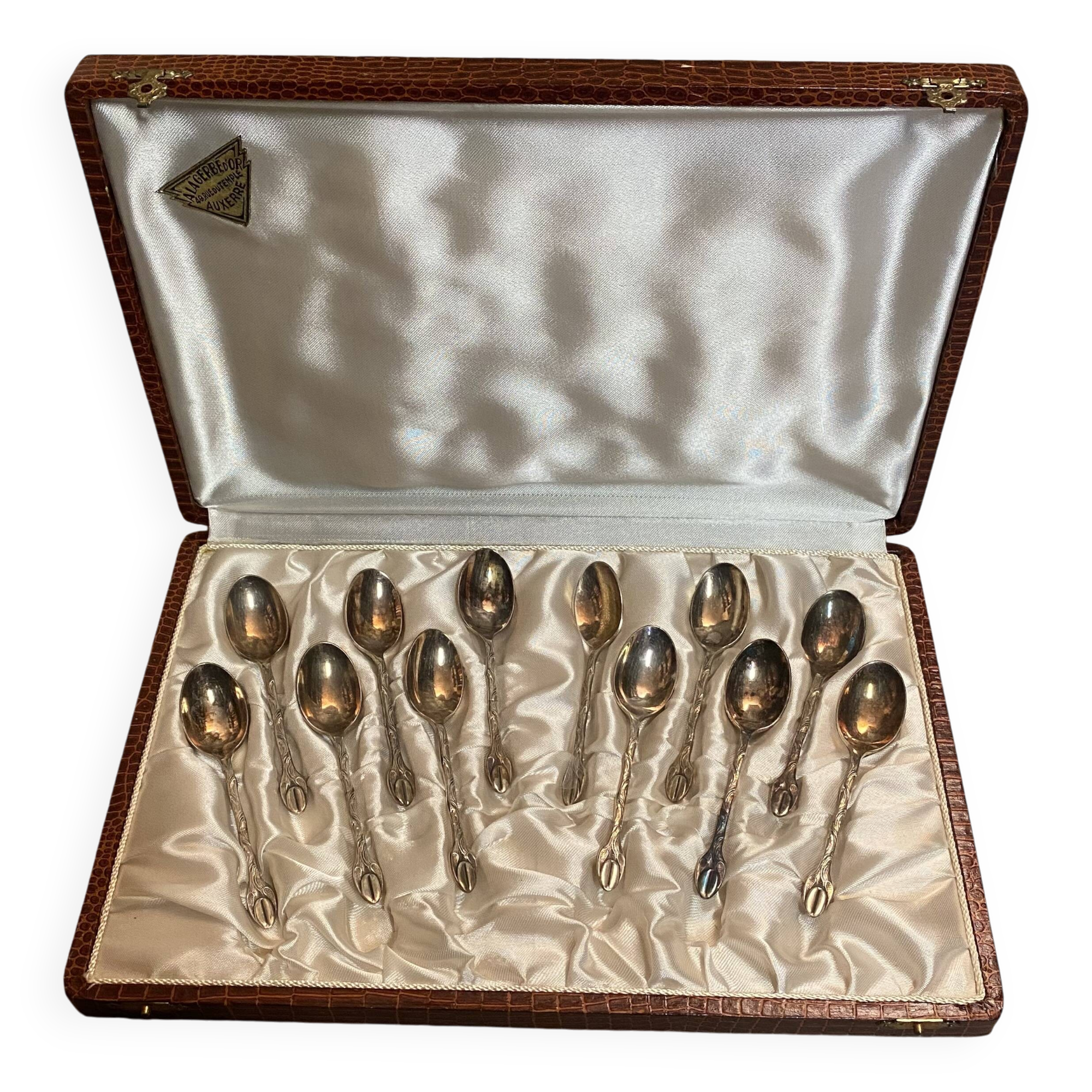 12-piece teaspoon set