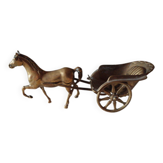 Cheval avec calèche en bronze