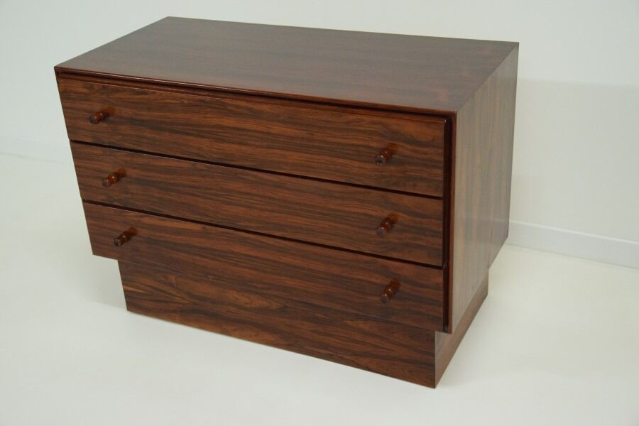 Rosewood chest of drawers 1970s - Scandinavian - design - minimalist