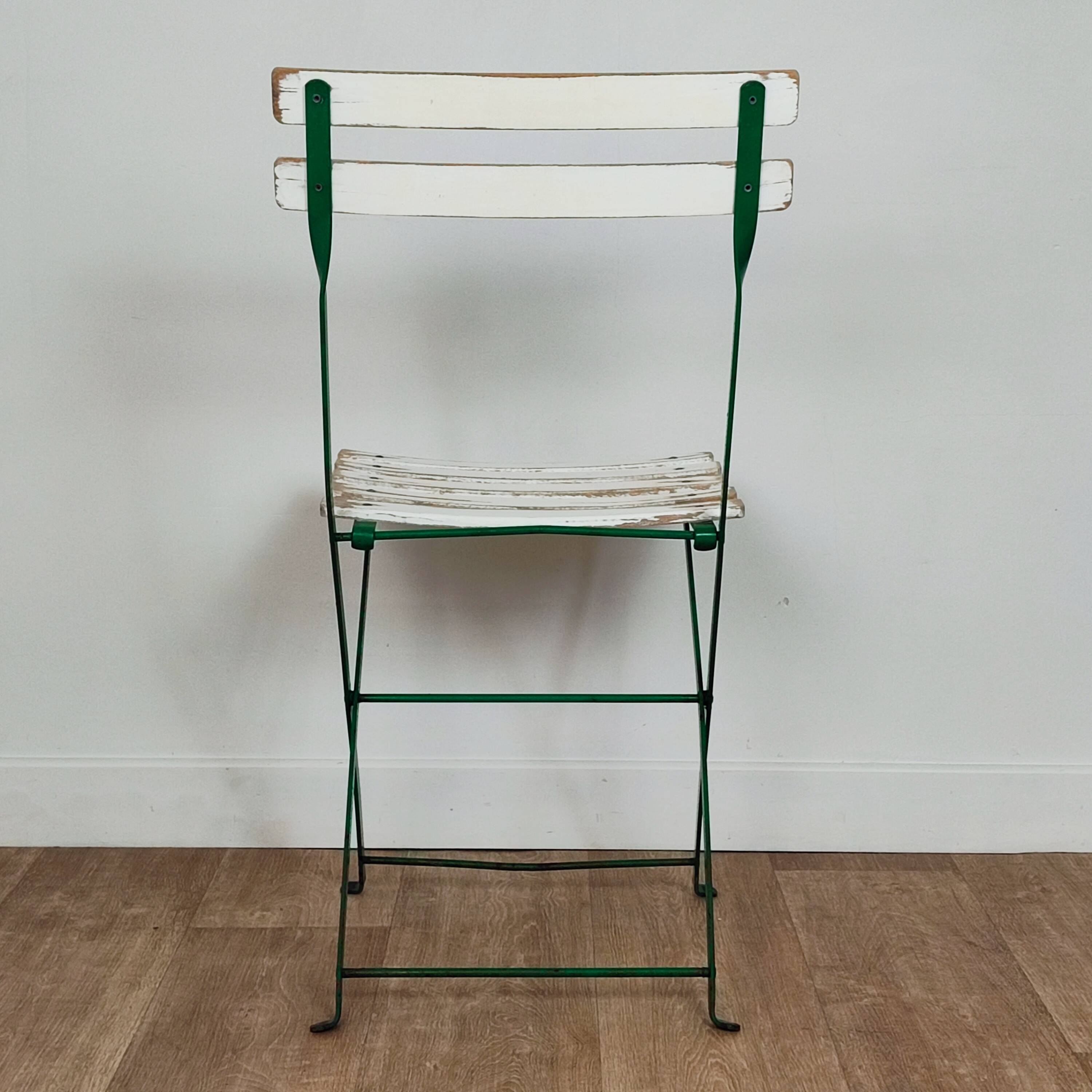 Folding garden chairs