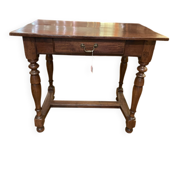bureau en châtaignier du 19° siècle