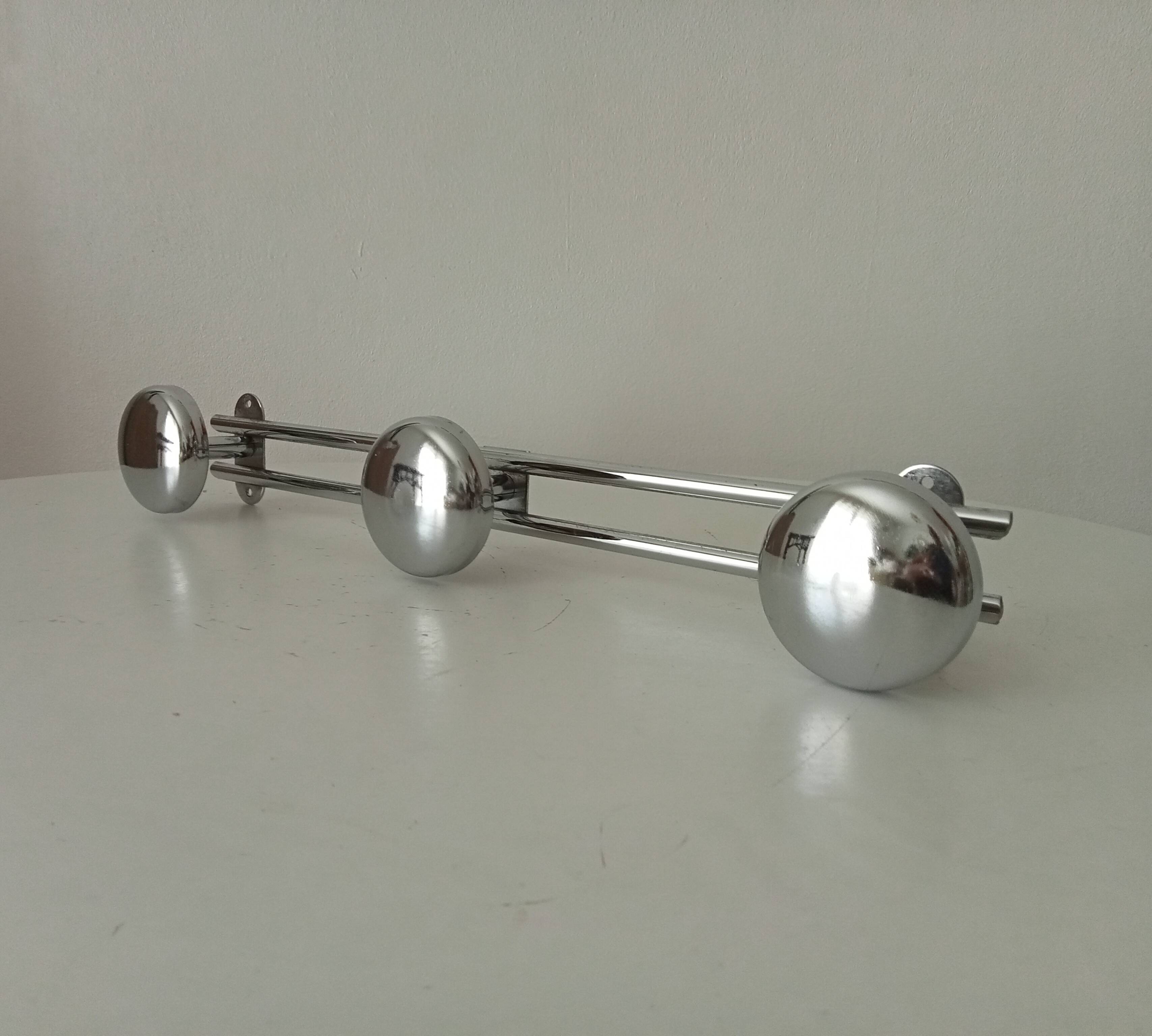Vintage chrome wall coat rack from the 60s/70s.