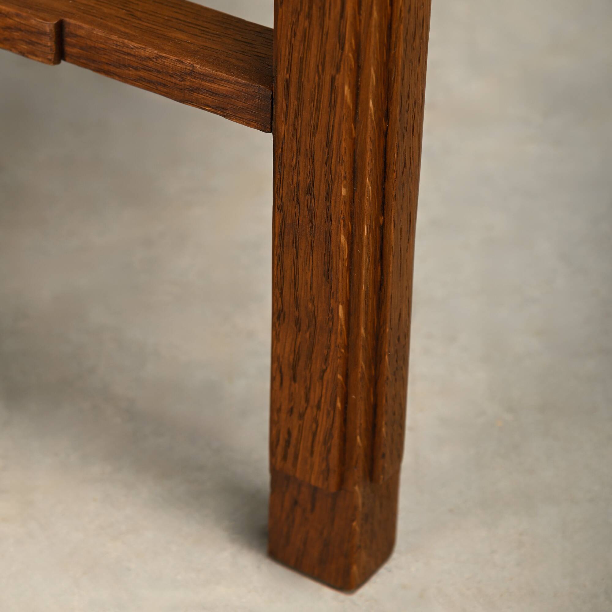 Dutch Art Deco Amsterdam School side table of solid and veneered oak