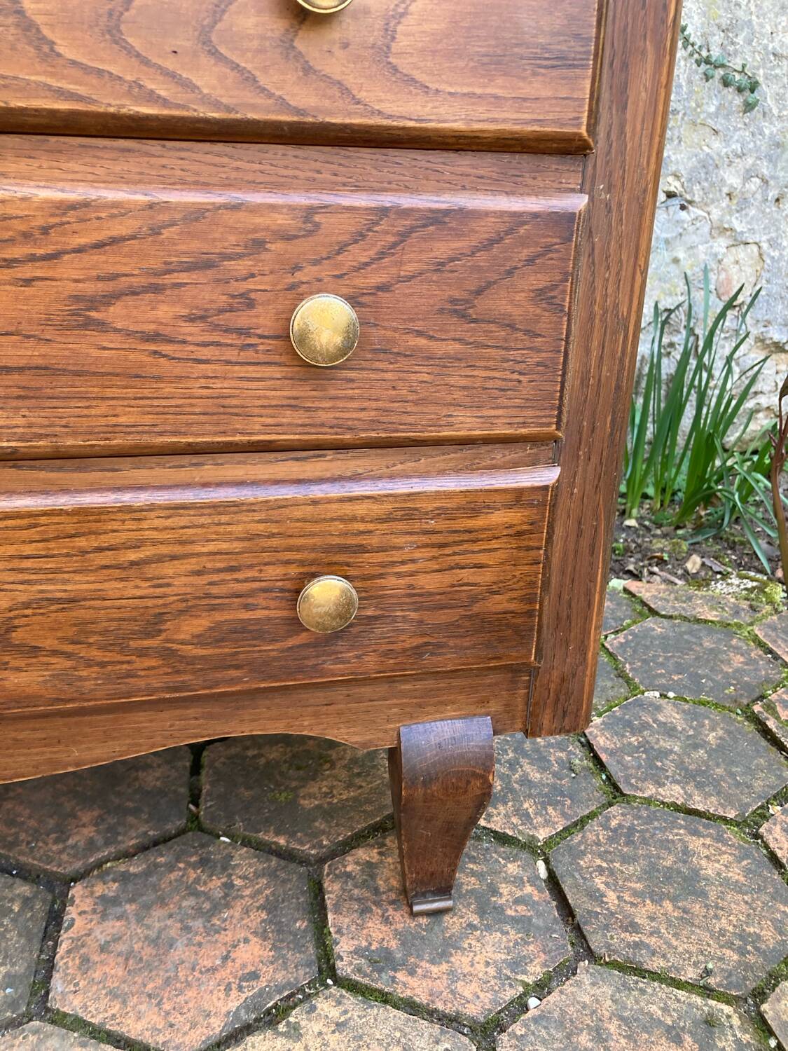 Antique Art Deco style chest of drawers