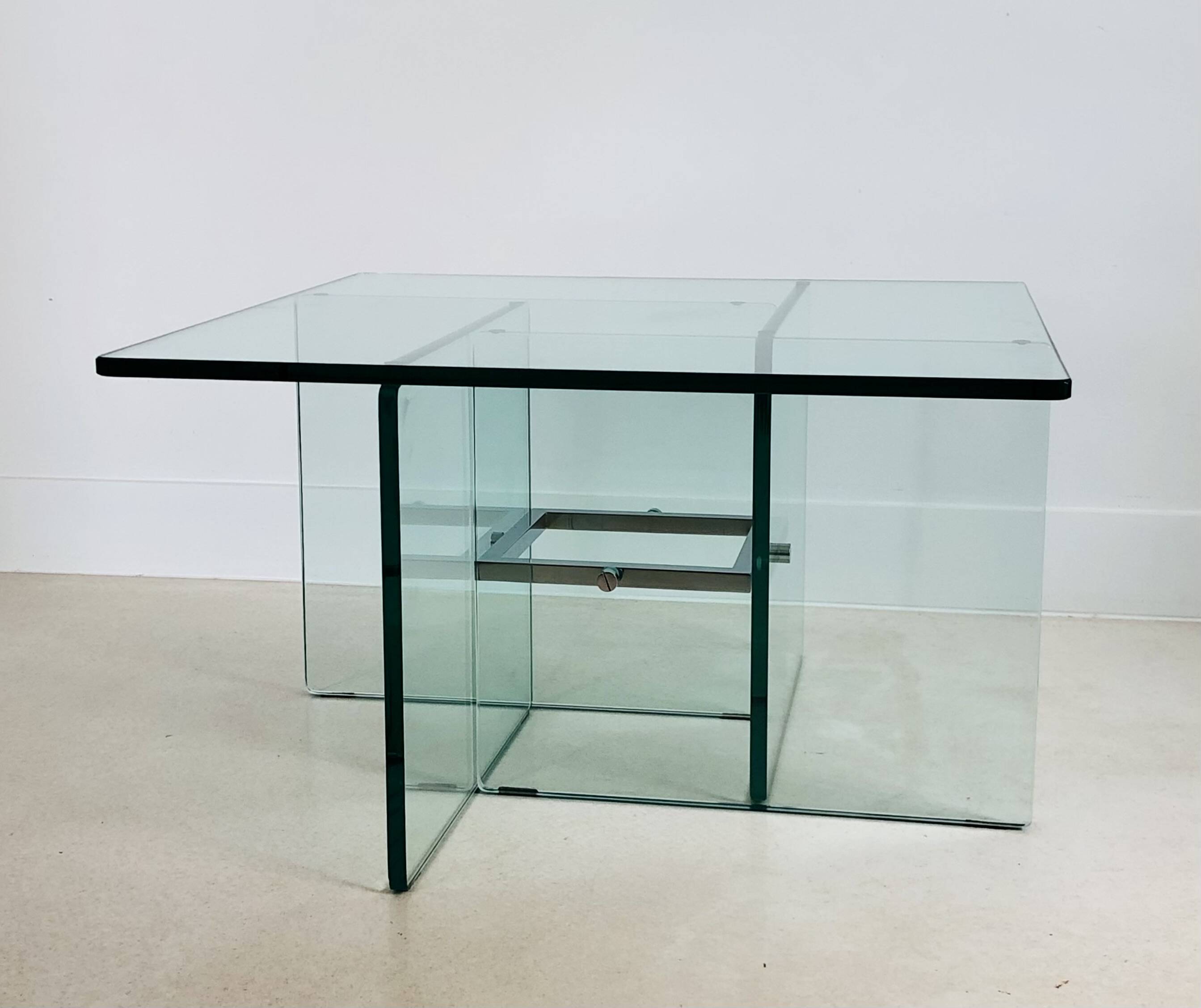 Square crystal glass coffee table, Italy 1970s