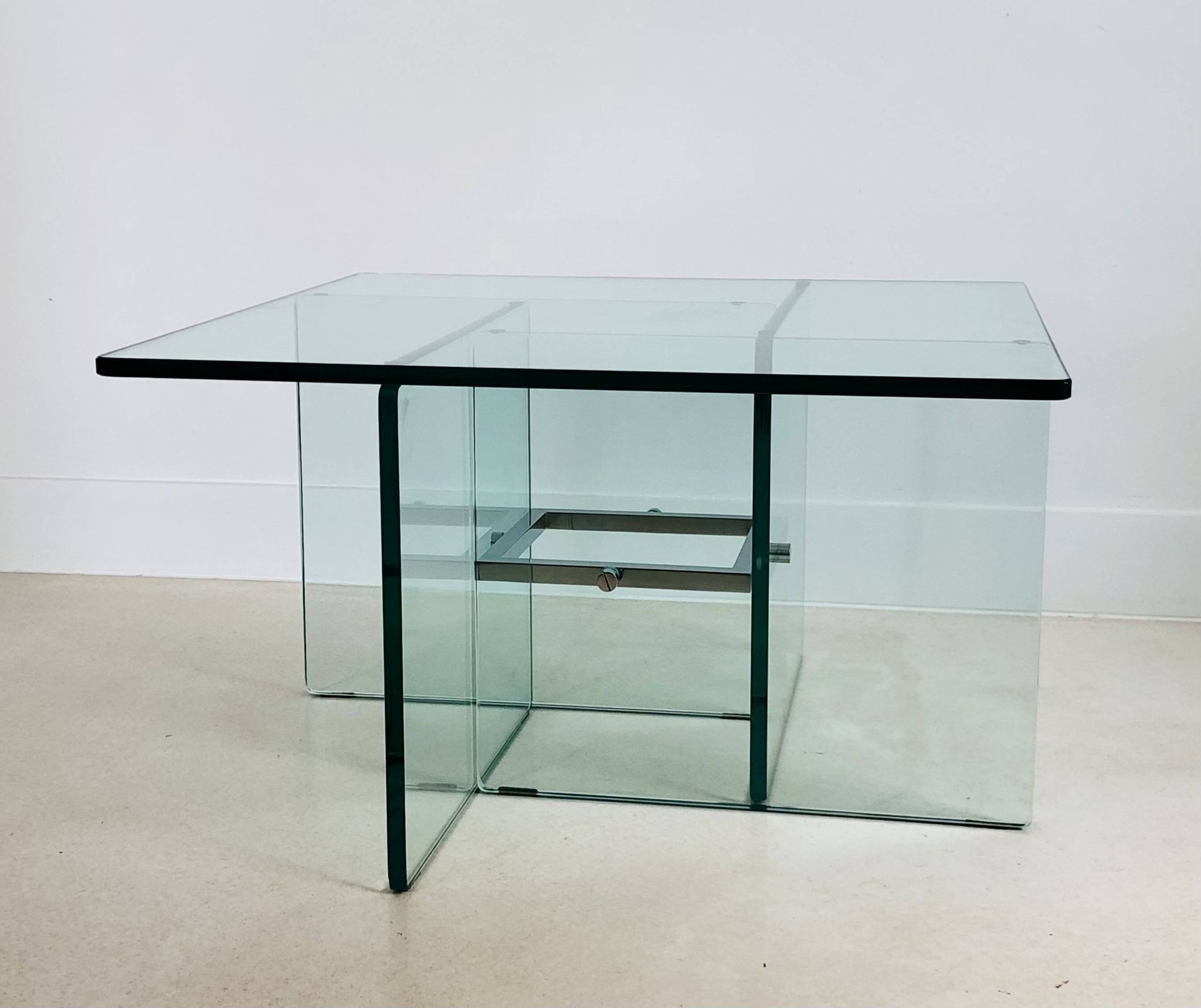 Square crystal glass coffee table, Italy 1970s