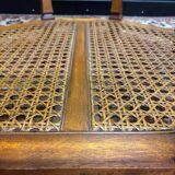 Rounded table in wood and glass