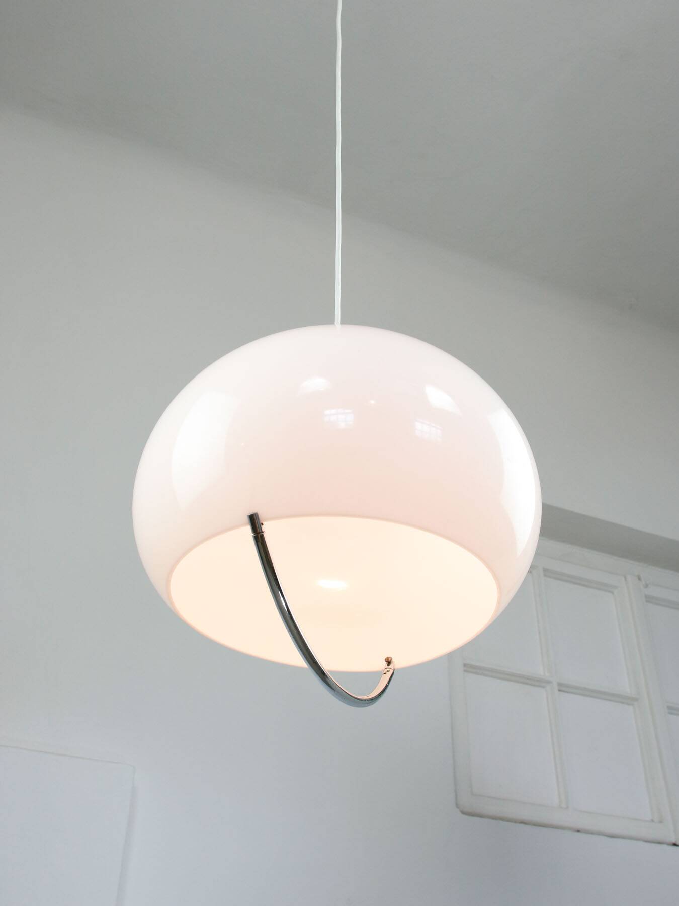 White Space Age Jolly Pendant Lamp from Guzzini, 60s