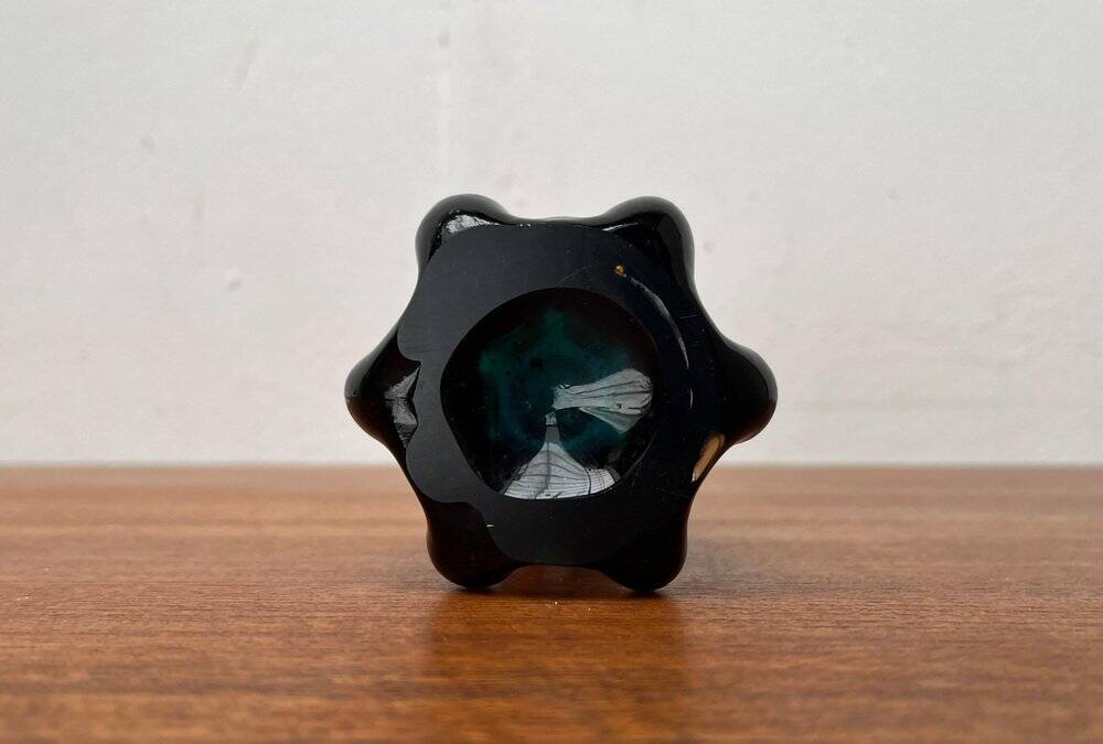 Italian Sommerso vase in Murano glass attributed to Flavio Poli for Seguso, 1970s.