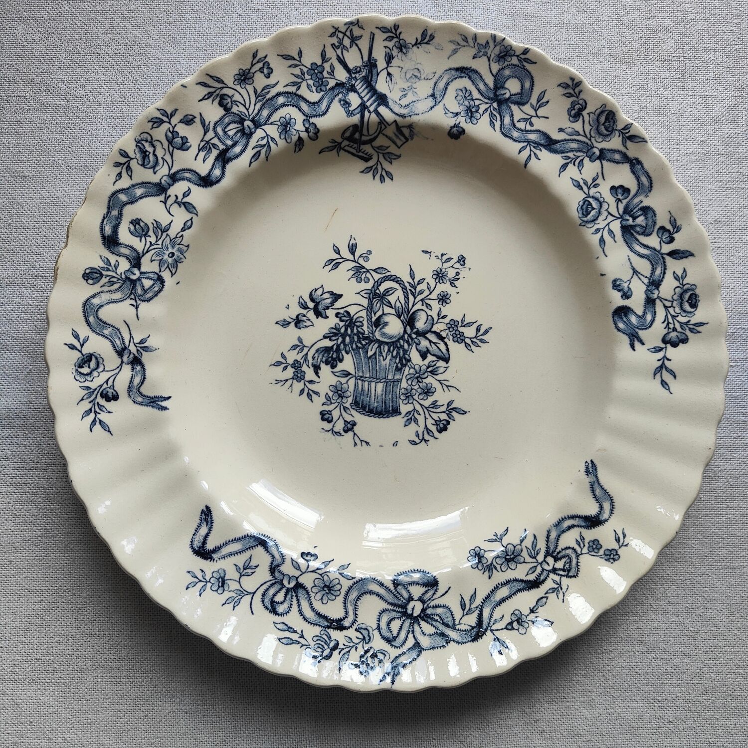 Ironstone plate Longchamp