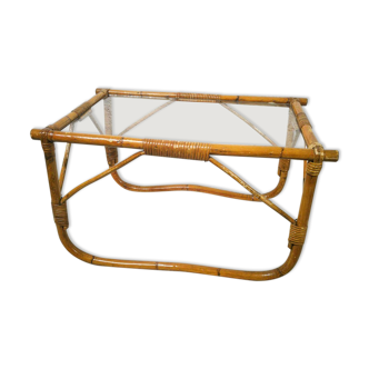 Table basse en rotin et verre