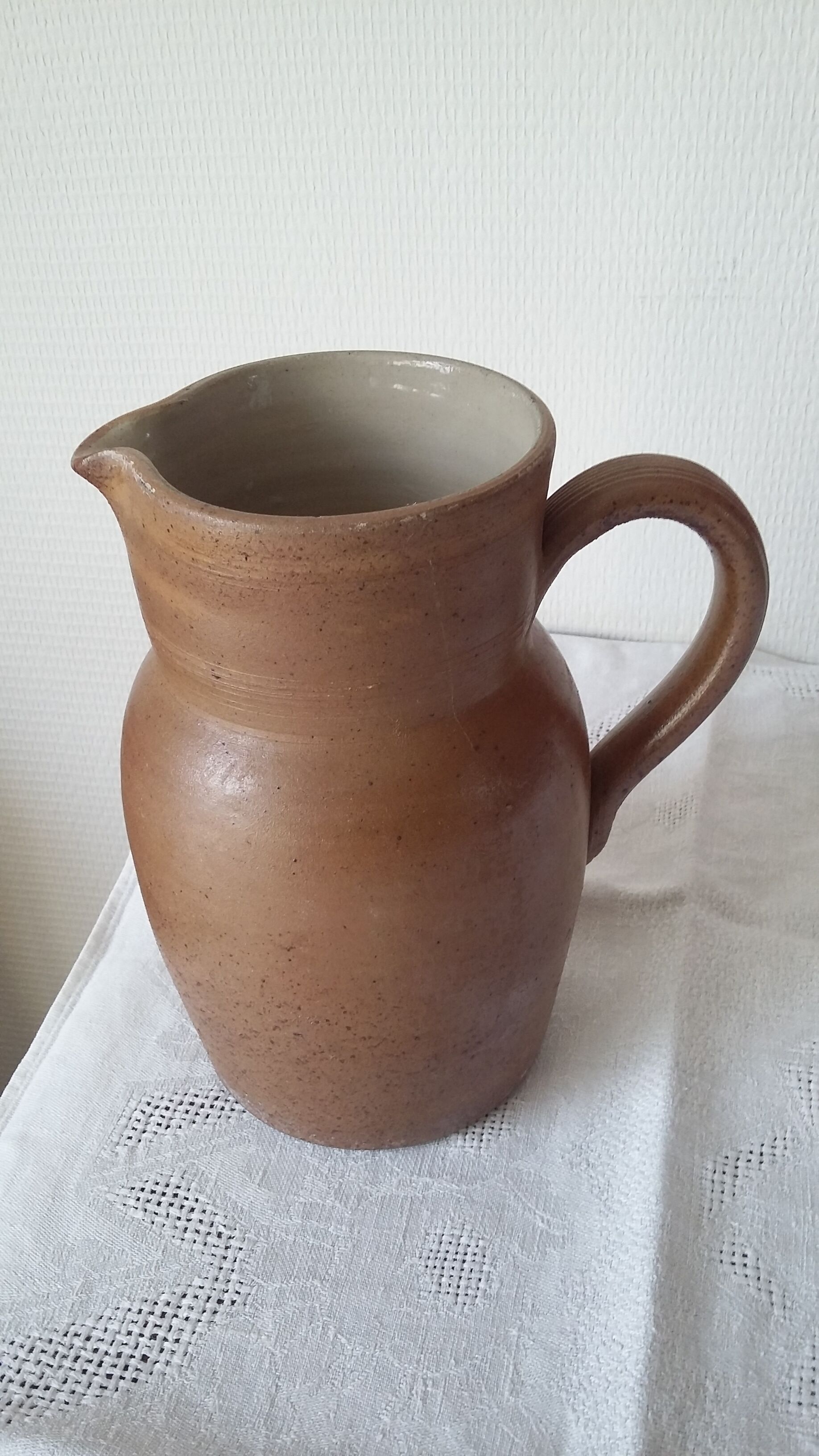 The Berry stoneware jug