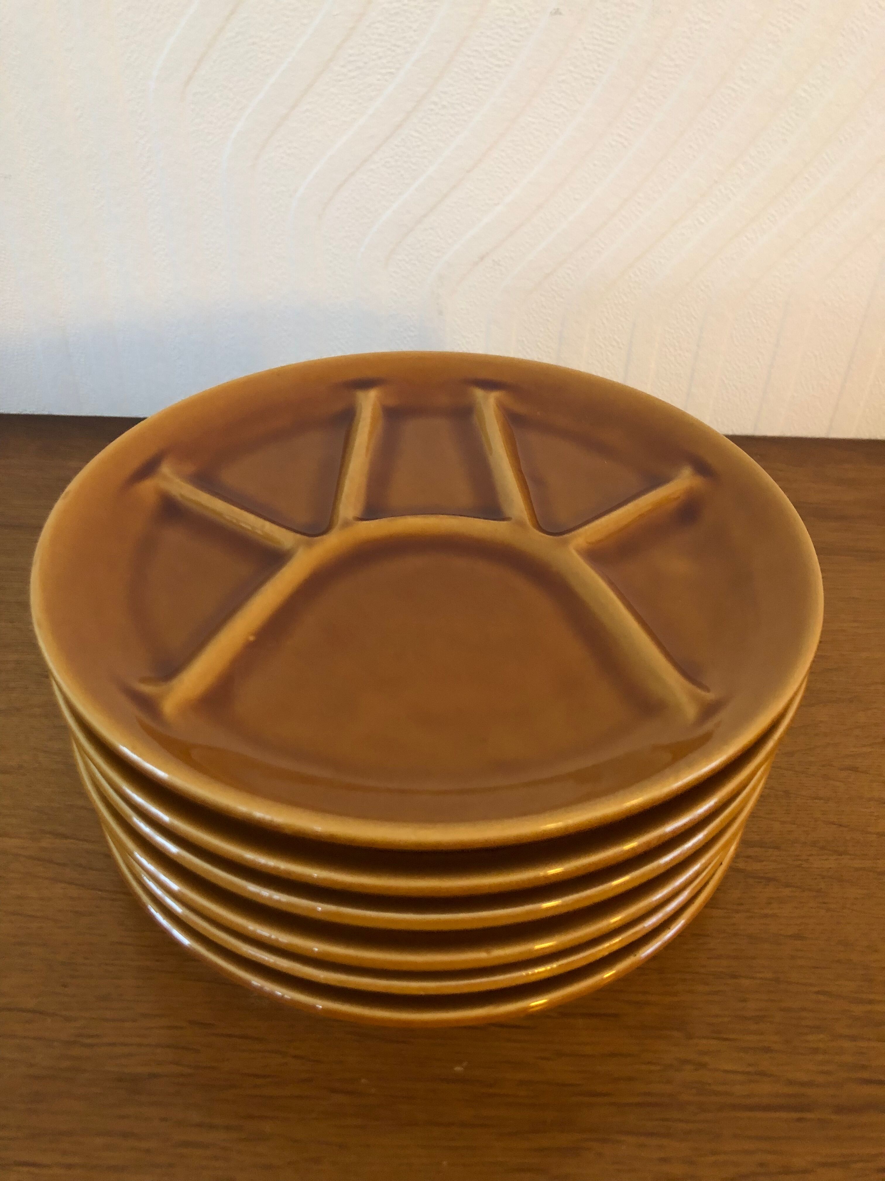 6 plates with Vintage fondue in earthenware of Saint Amand model Cognac