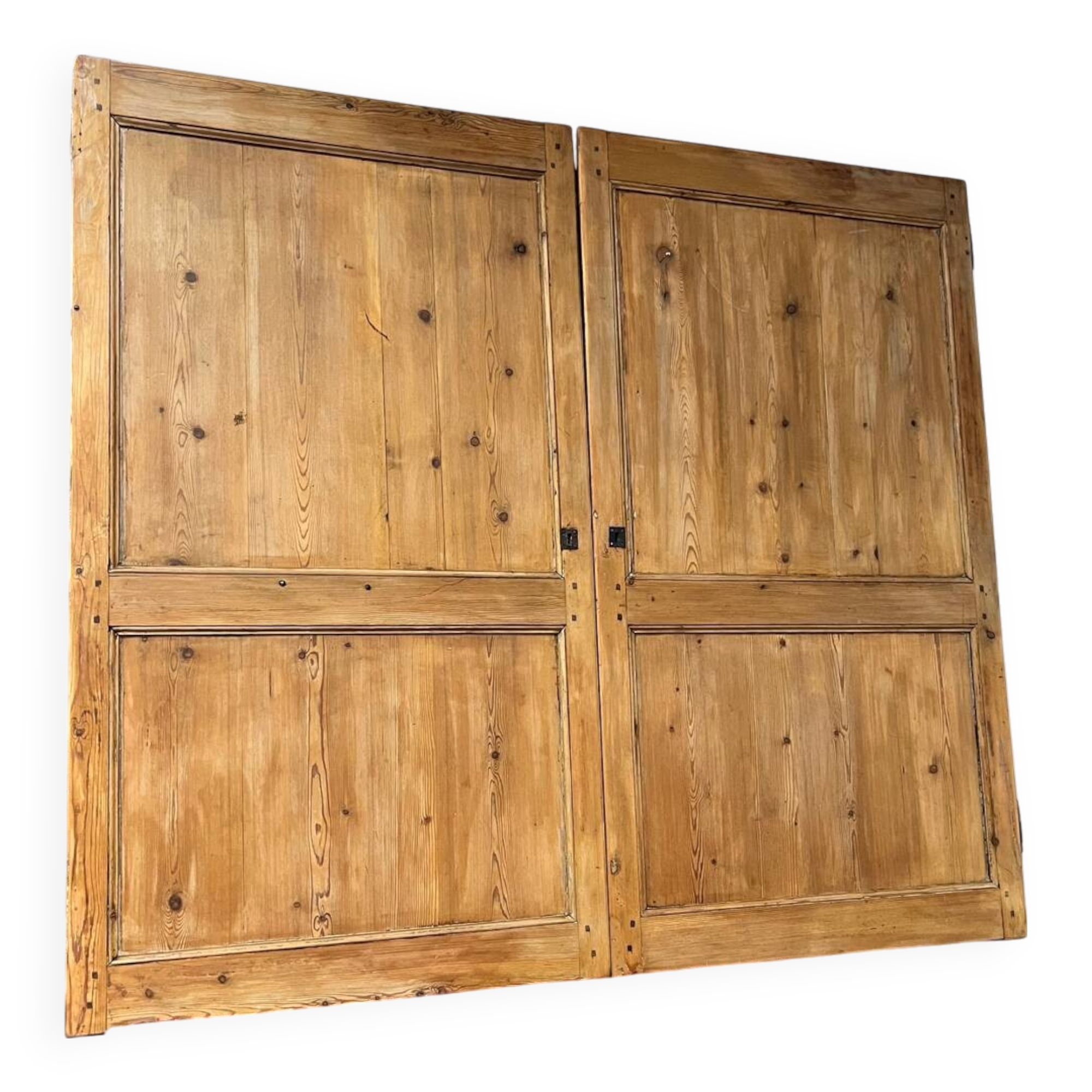 Old interior carpentry doors