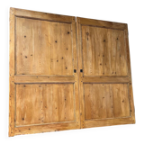 Anciennes portes de menuiserie intérieure