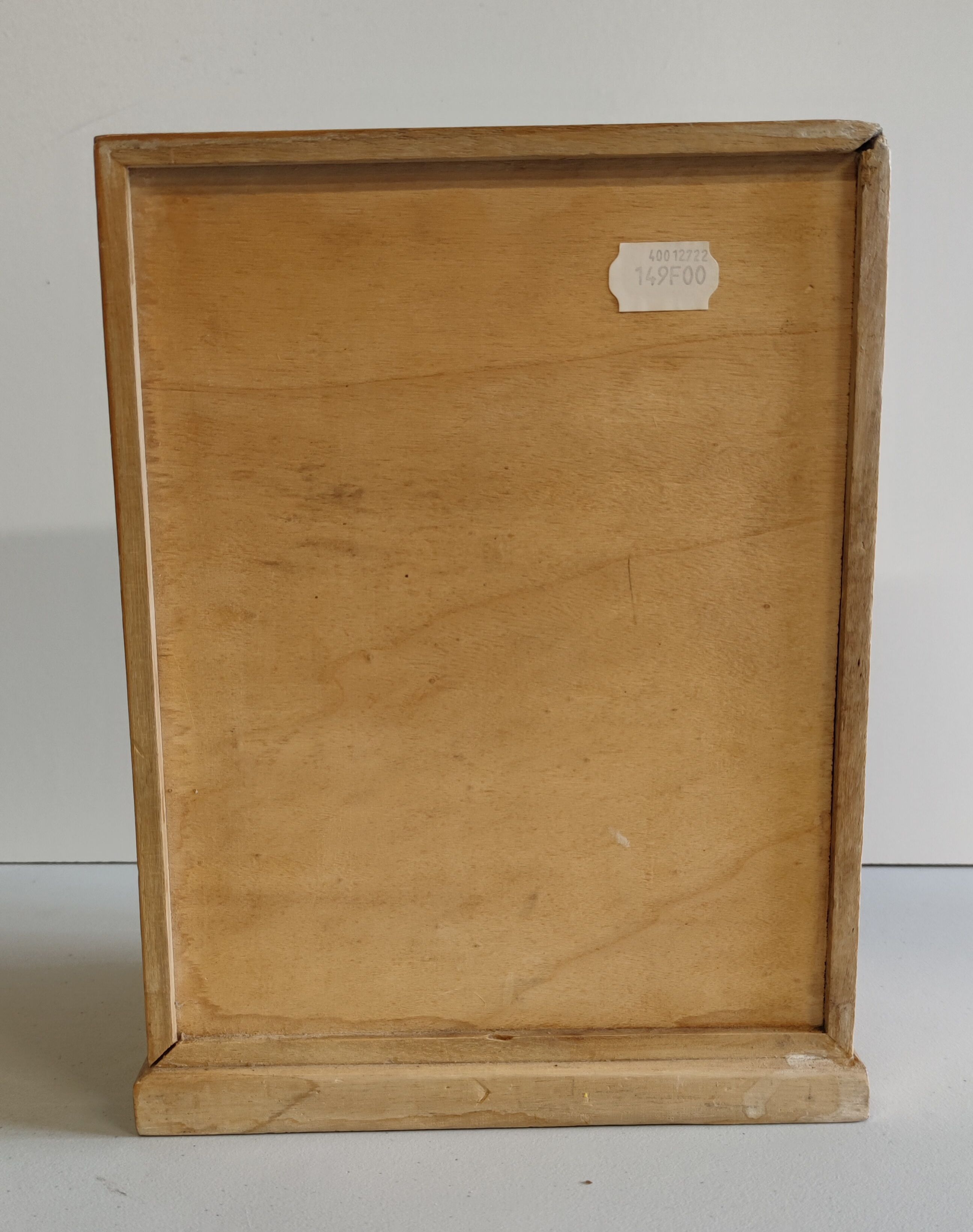 Small storage cabinet