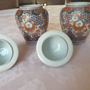 pair of Imari porcelain vases Japan 19th century height 34 cm