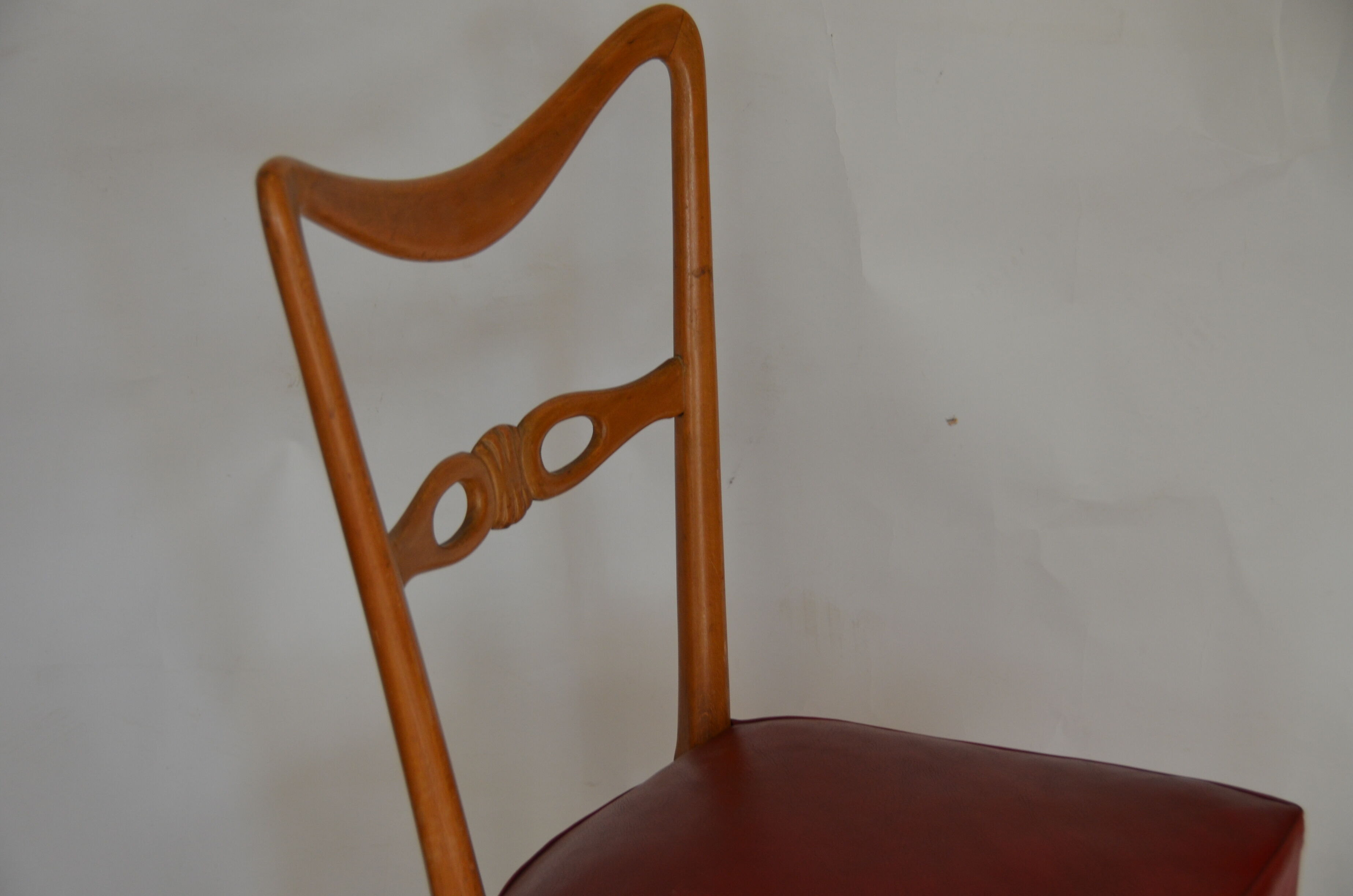Series of six vintage chairs