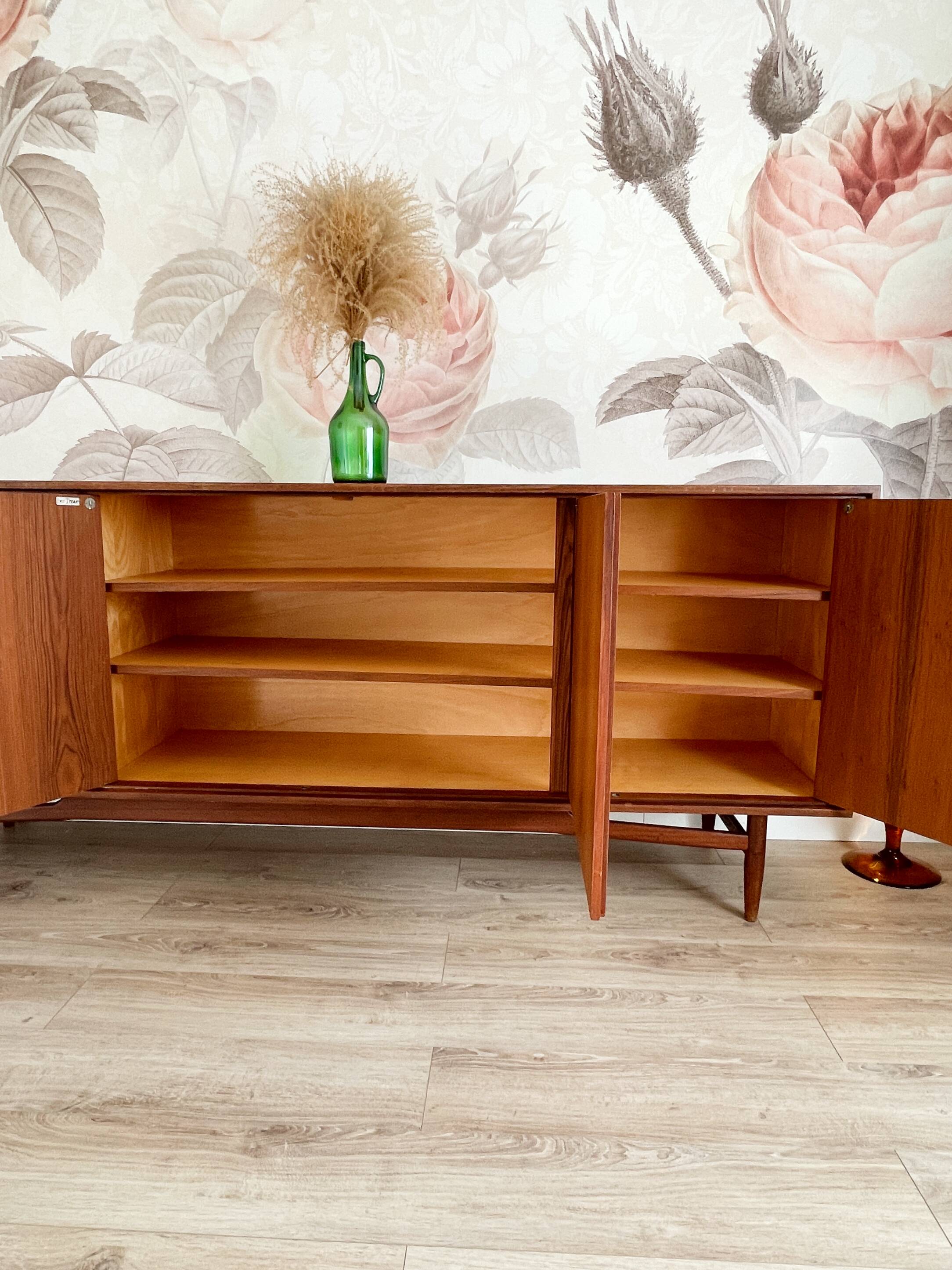 Enfilade scandinave Swiss Teak de 1965