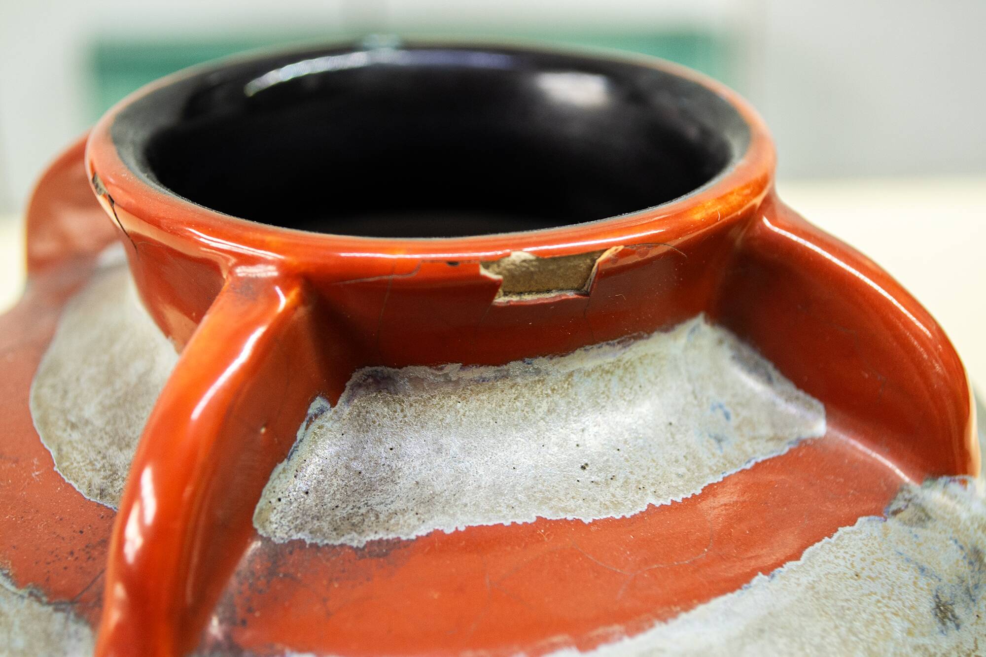 Vaso in ceramica La Fiamma, Albisola, 1940