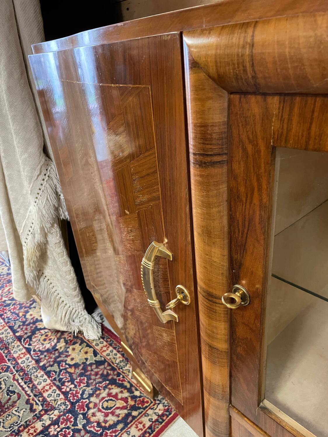 Art Deco sideboard buffet, walnut veneer, 30/40 mm thick