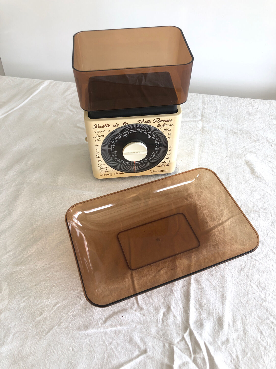 Vintage Terraillon kitchen scale