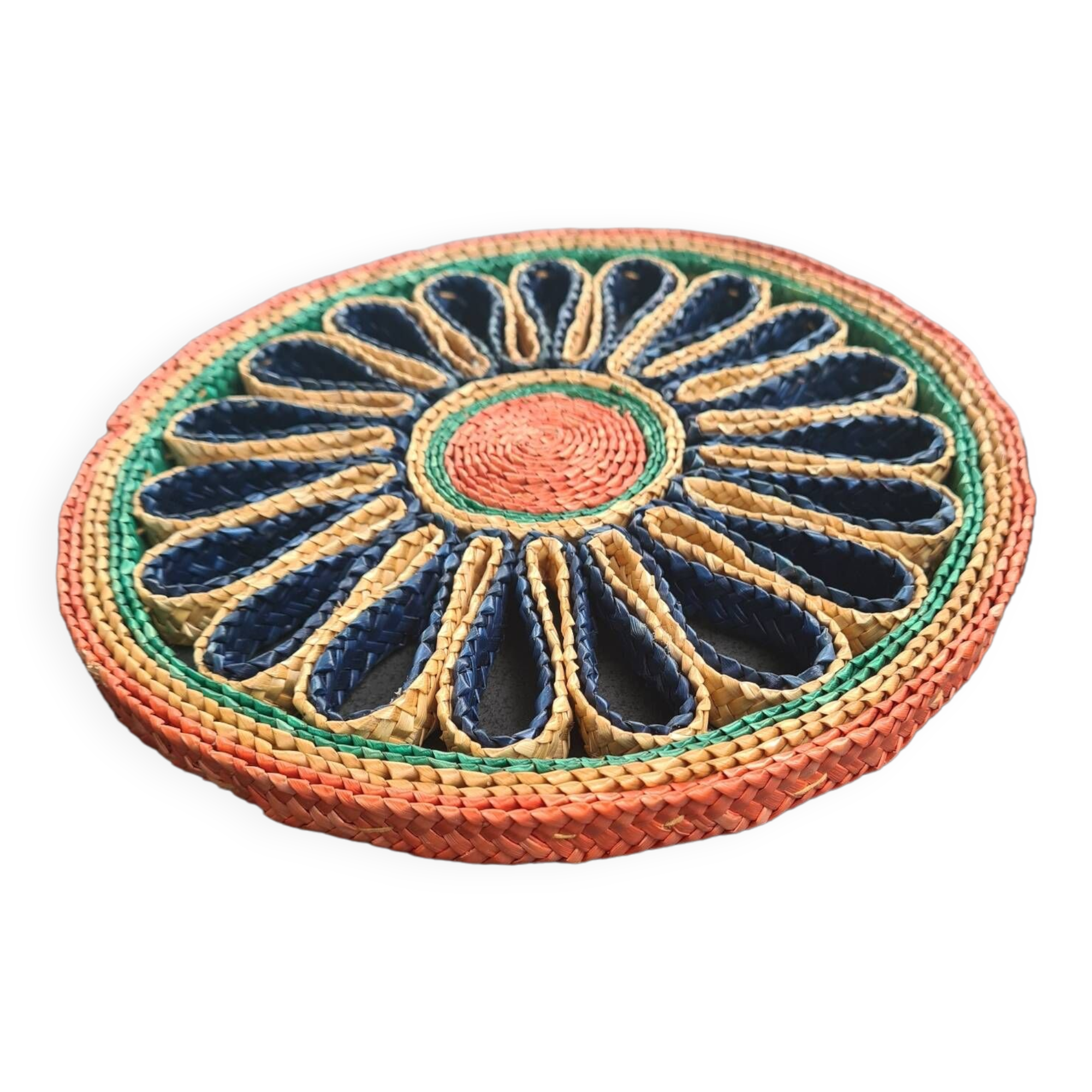 Set of 2 woven raffia trivets