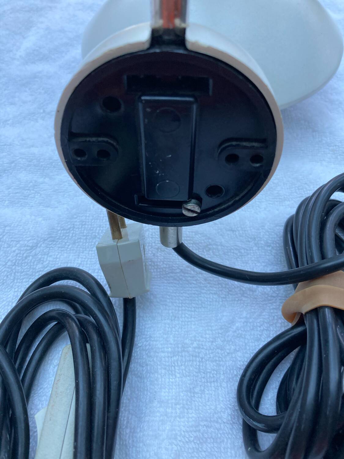 Pair of Louis Poulsen wall lights, Louise model, 60s, Denmark