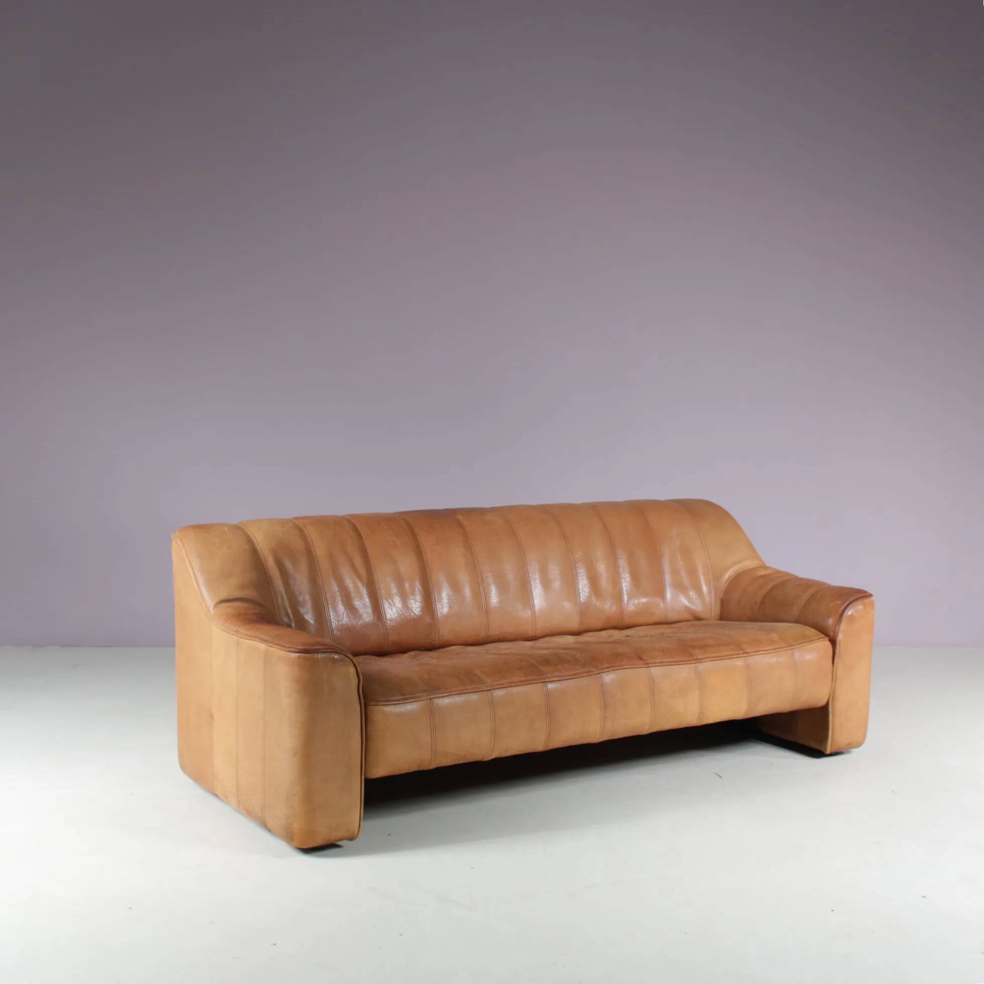 1970s “DS44” sofa by De Sede, Switzerland