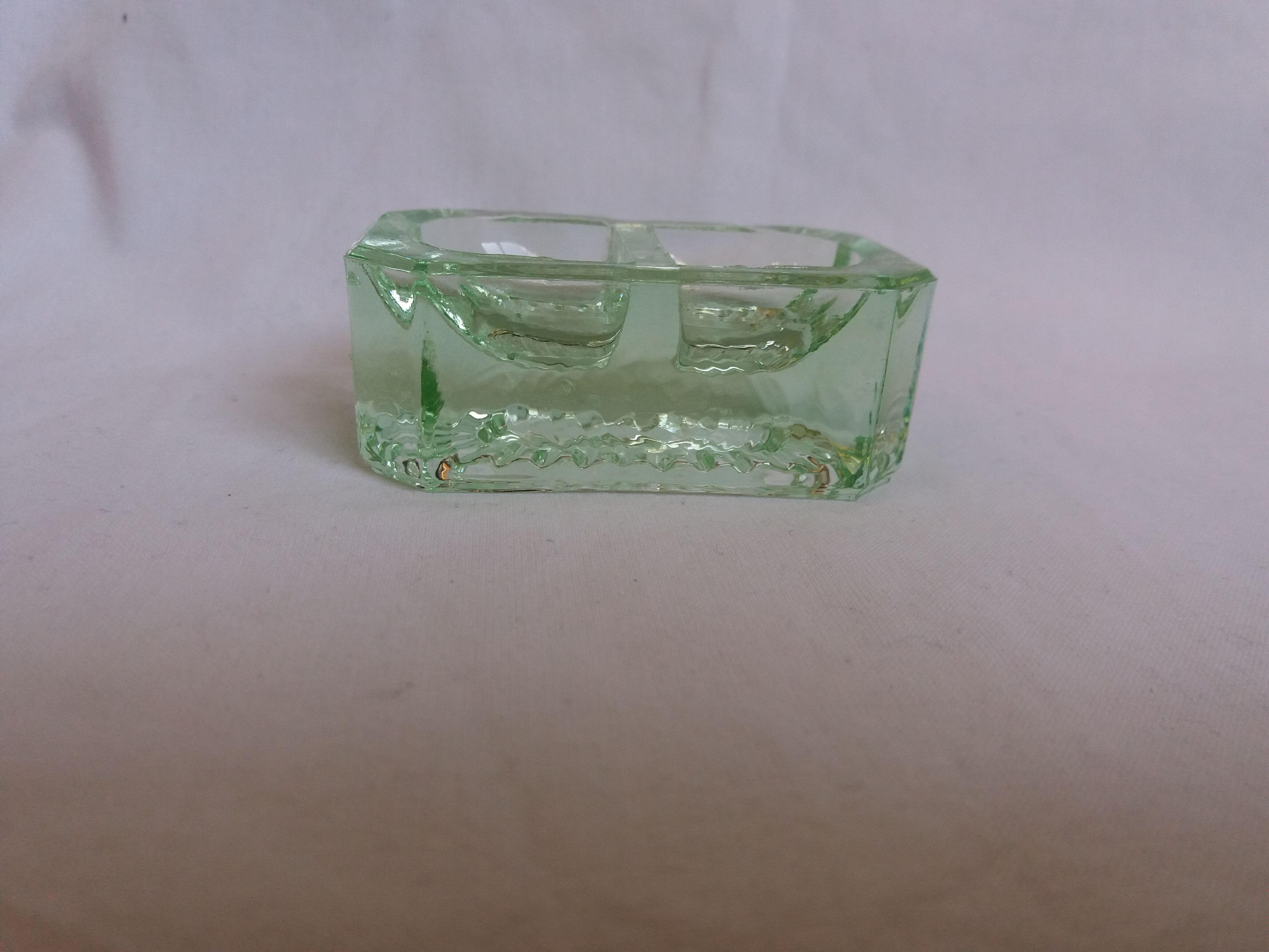 Art deco green glass saleron