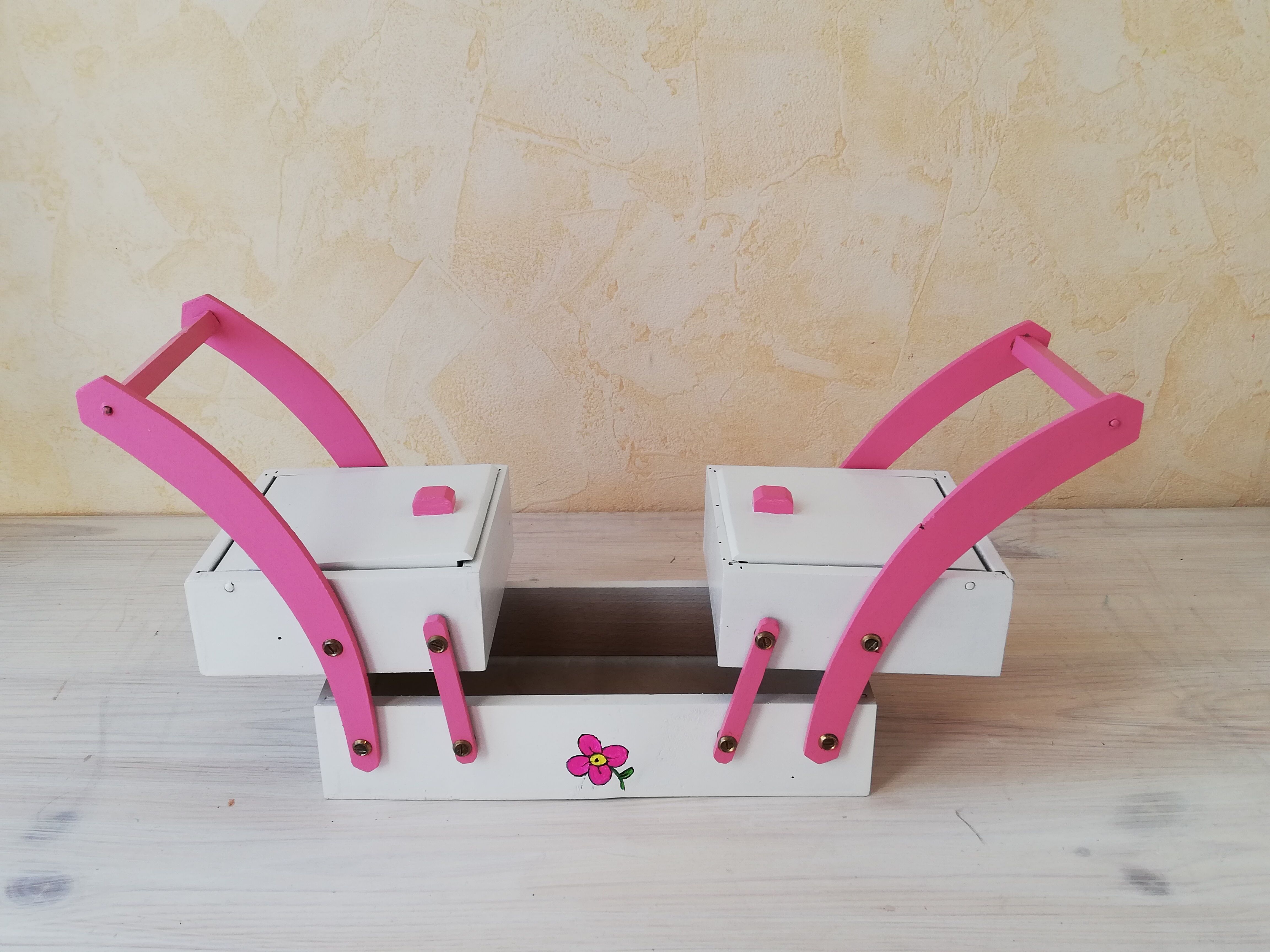 Small redesigned sewing box