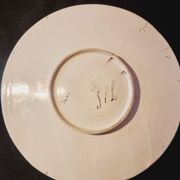 Large grotesque plate (Urbino/Castelli style), made in Italy, pei