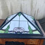 Abat-Jour Plafonnier Carré Type Tiffany – Vitraux Floraux style Art Nouveau