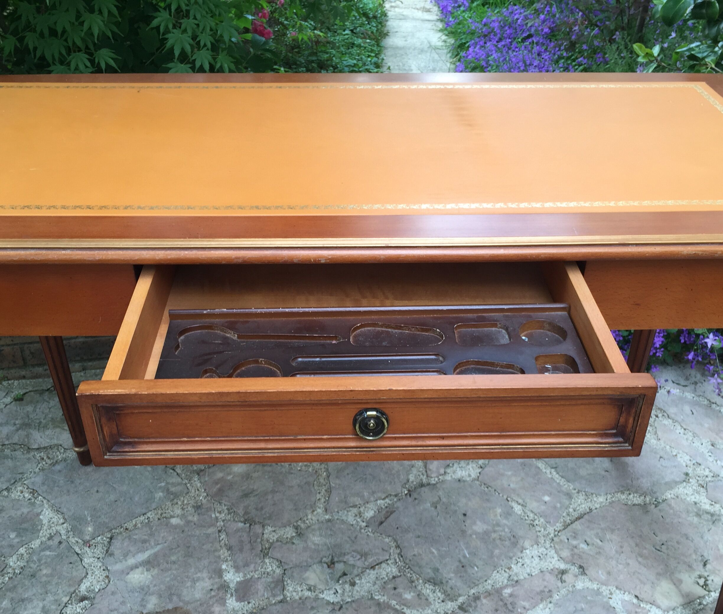 Wooden leather top desk