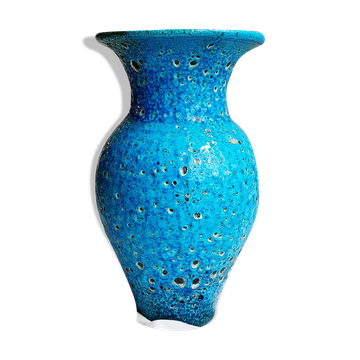 Enamel vase from the Cyclops glaciers