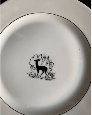 6 dessert plates in Limoges porcelain - Manufacture A. Vignaud