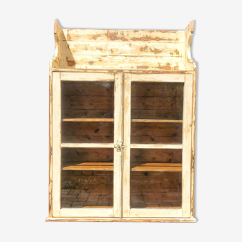 Armoire patinée