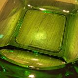 Cendrier en verre vert