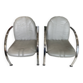 Paire de fauteuils Souvignet plichaise cuir gris chrome 1980