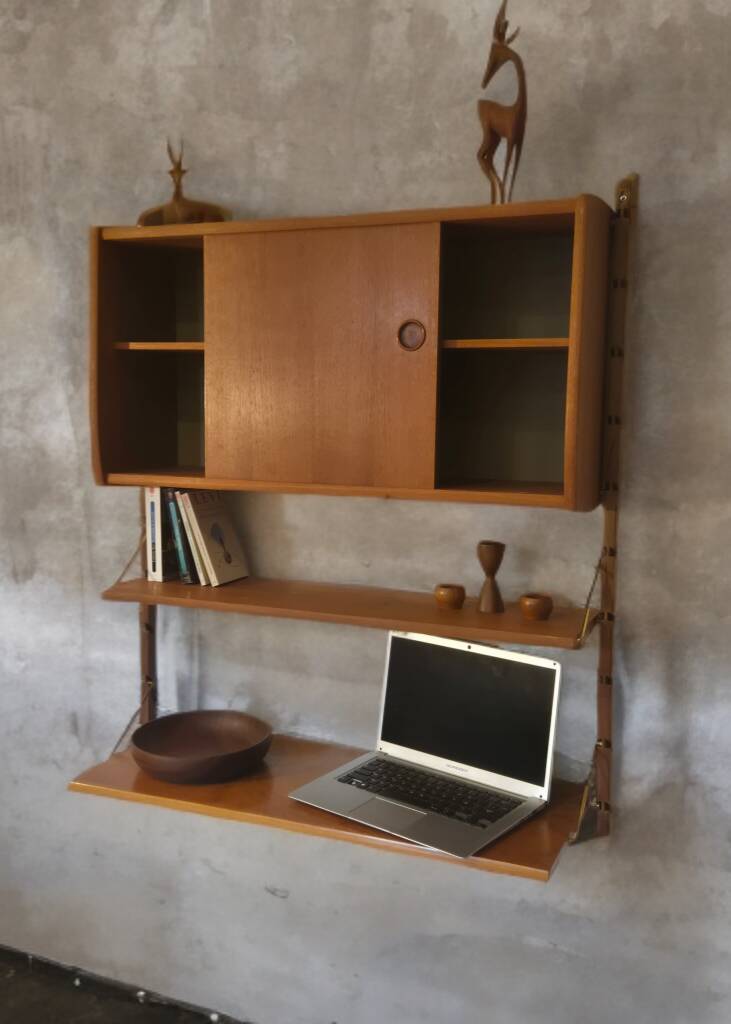 Ergo wall shelf in teak, Vintage Scandinavian 1960s