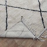 Azilal Berber rug in handmade wool 335 X 250 CM