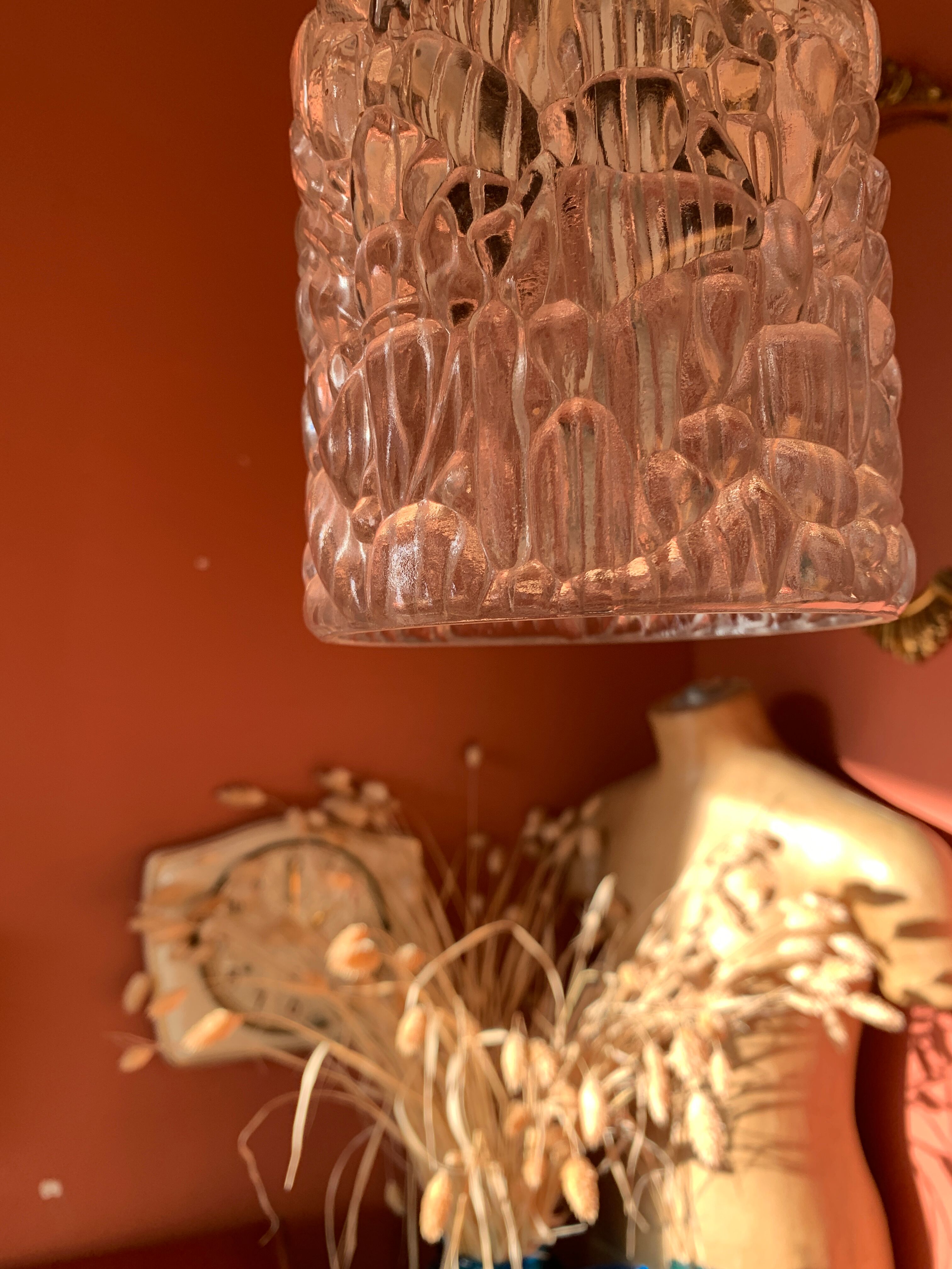 Hanging lamp moulded glass